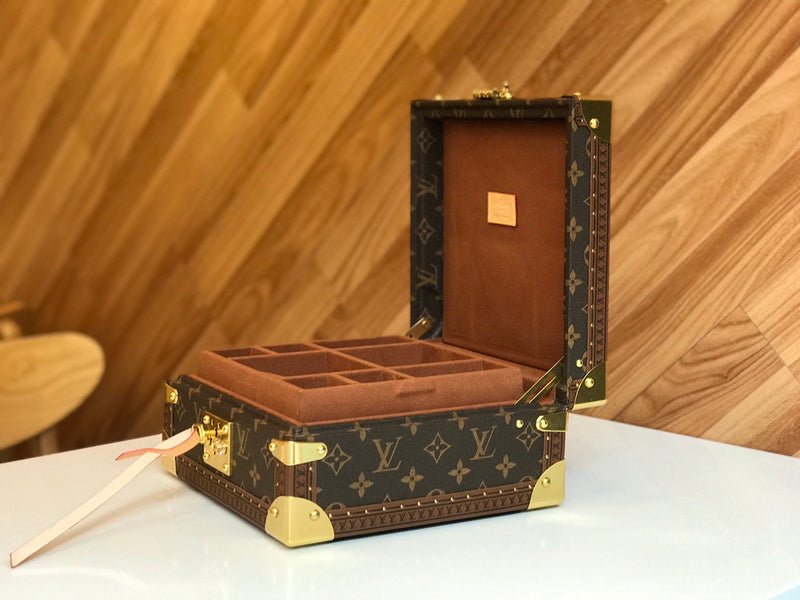 Jane Bags- Louis Vuittons - 16209 | AlmaBagz - Image 8