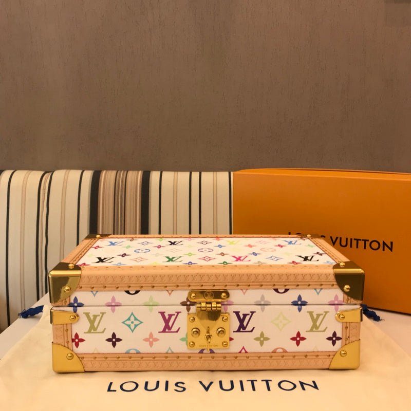 Jane Bags- Louis Vuittons - 15987 | AlmaBagz - Image 4