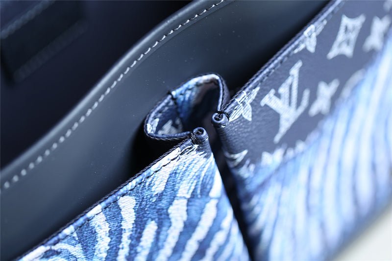 blarva bags - Louis Vuittons - 10472 | AlmaBagz - Image 13