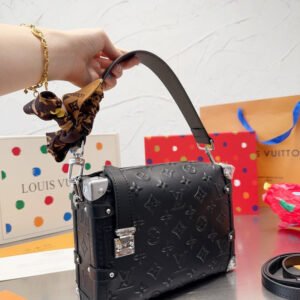 Jane bags - Louis Vuittons  - 14952 | AlmaBagz