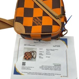 Crossbody Luxury Designer Louis Vuitton, Size Small | AlmaBagz