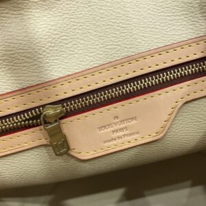 Jane Bags- Louis Vuittons  - 16408 | AlmaBagz