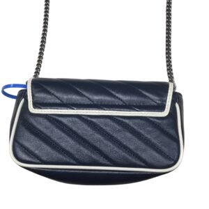 Crossbody Luxury Designer By Gucci Size: Small | AlmaBagz