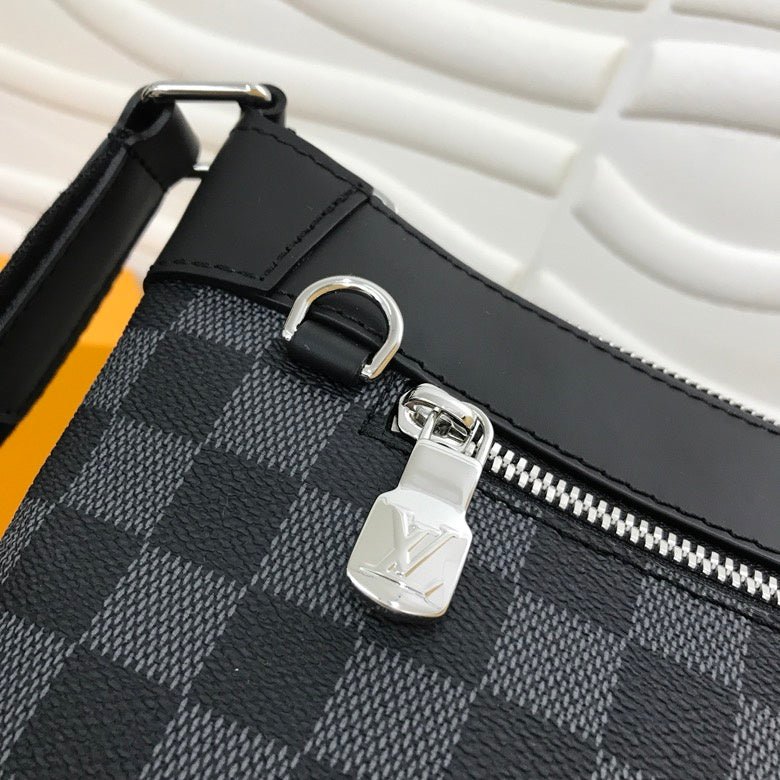 Jane Bags- Louis Vuittons - 16285 | AlmaBagz - Image 5