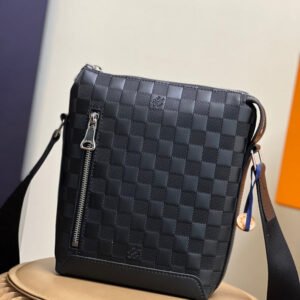Jane Bags- Louis Vuittons  - 16141 | AlmaBagz
