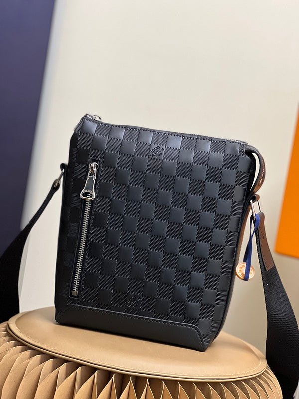 Jane Bags- Louis Vuittons - 16141 | AlmaBagz