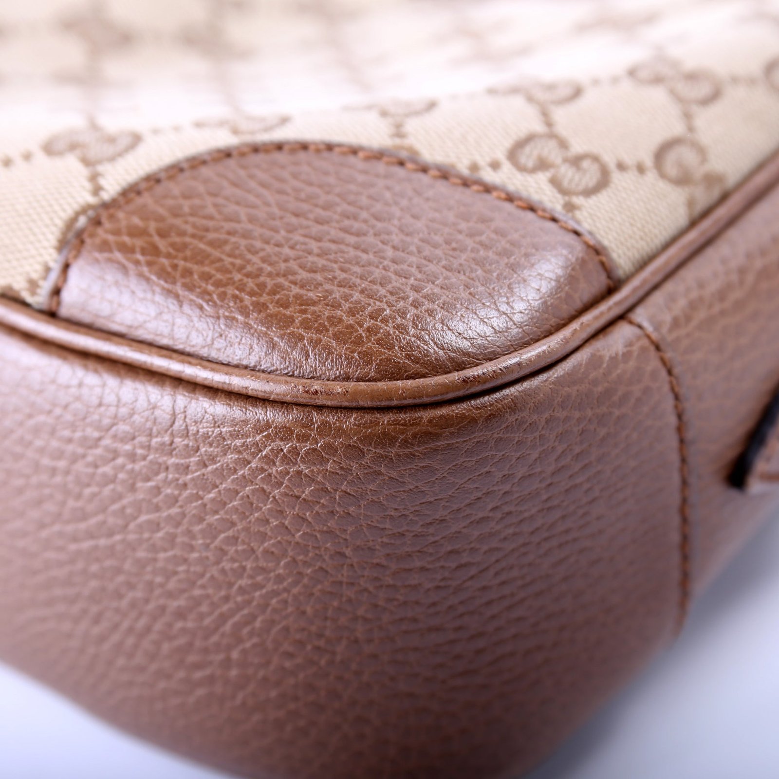 Bree Gucci Crossbody 449413 | AlmaBagz - Image 5