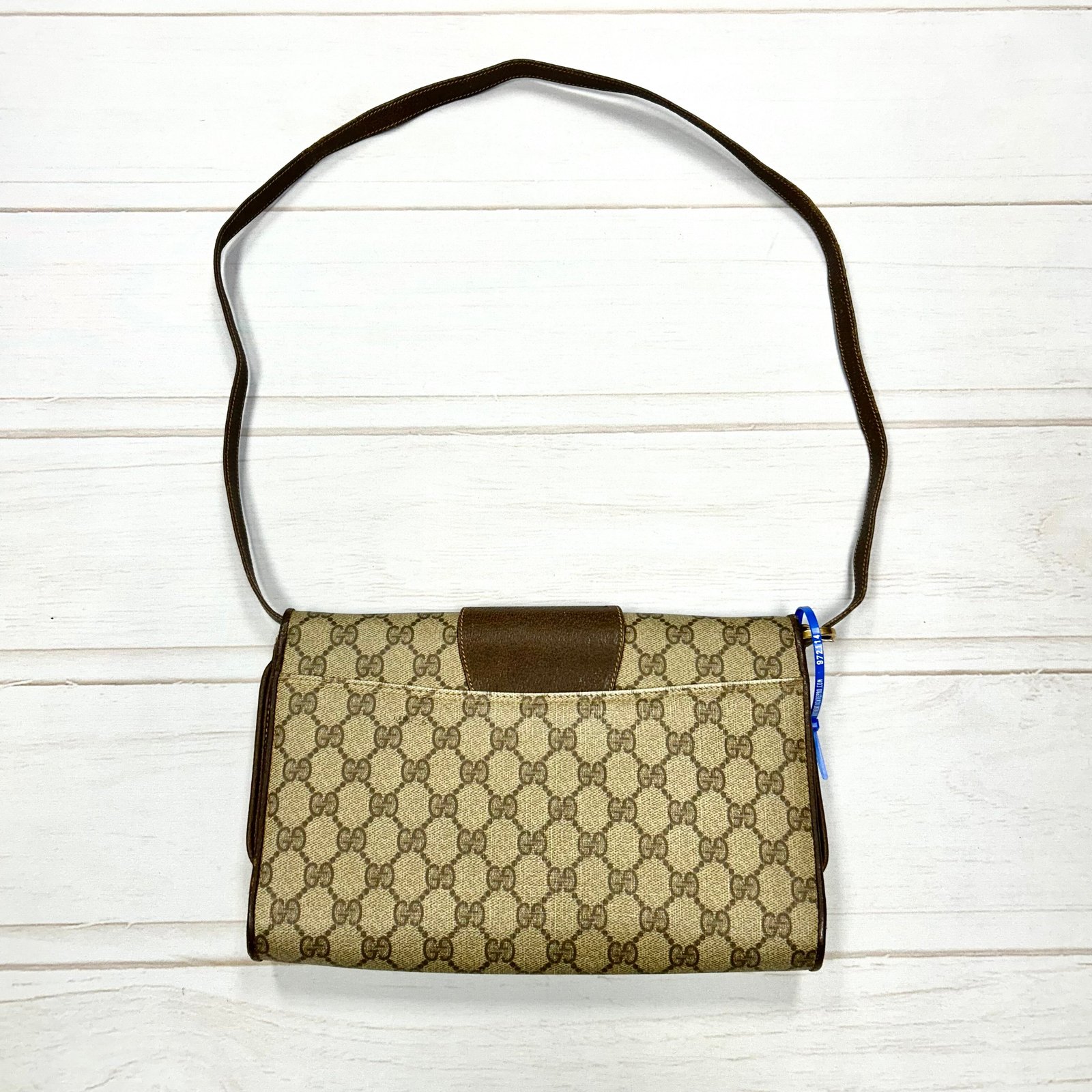 Crossbody Luxury Designer By Gucci Size: Medium | AlmaBagz