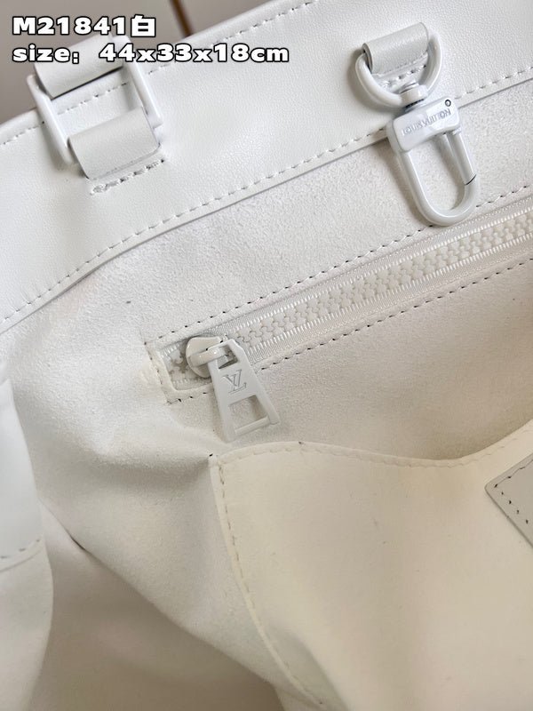 Jane bags - Louis Vuittons - 15439 | AlmaBagz - Image 13