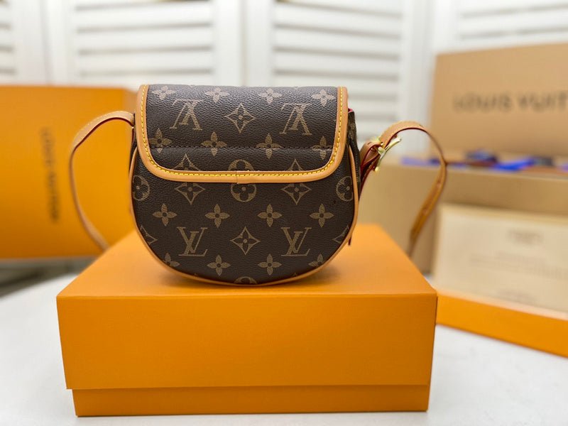 Jane Bags- Louis Vuittons - 16620 | AlmaBagz - Image 8