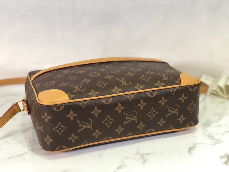 Jane Bags- Louis Vuittons - 16035 | AlmaBagz - Image 8
