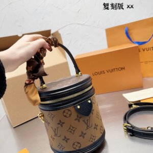 Jane bags - Louis Vuittons  - 15129 | AlmaBagz