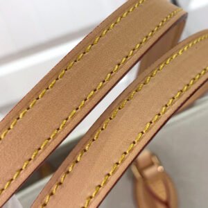 Jane Bags- Louis Vuittons - 16500 | AlmaBagz