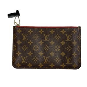 Clutch Luxury Designer By Louis Vuitton Size: Medium | AlmaBagz