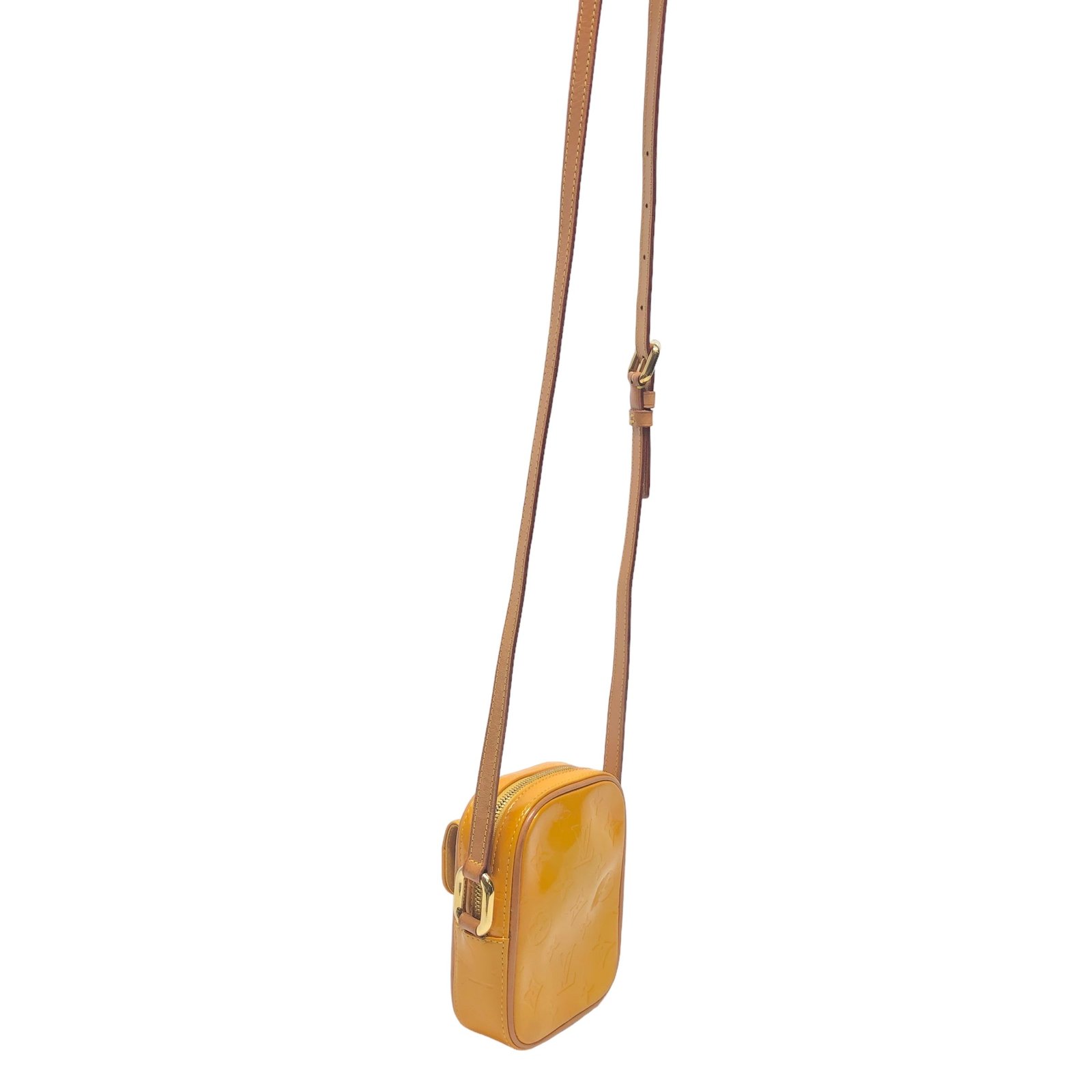 Crossbody Luxury Designer By Louis Vuitton Size: Small | AlmaBagz