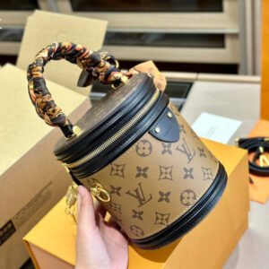 Jane bags - Louis Vuittons  - 15045 | AlmaBagz