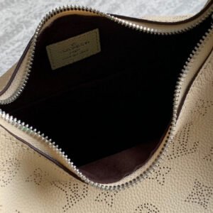 Jane Bags- Louis Vuittons  - 16383 | AlmaBagz