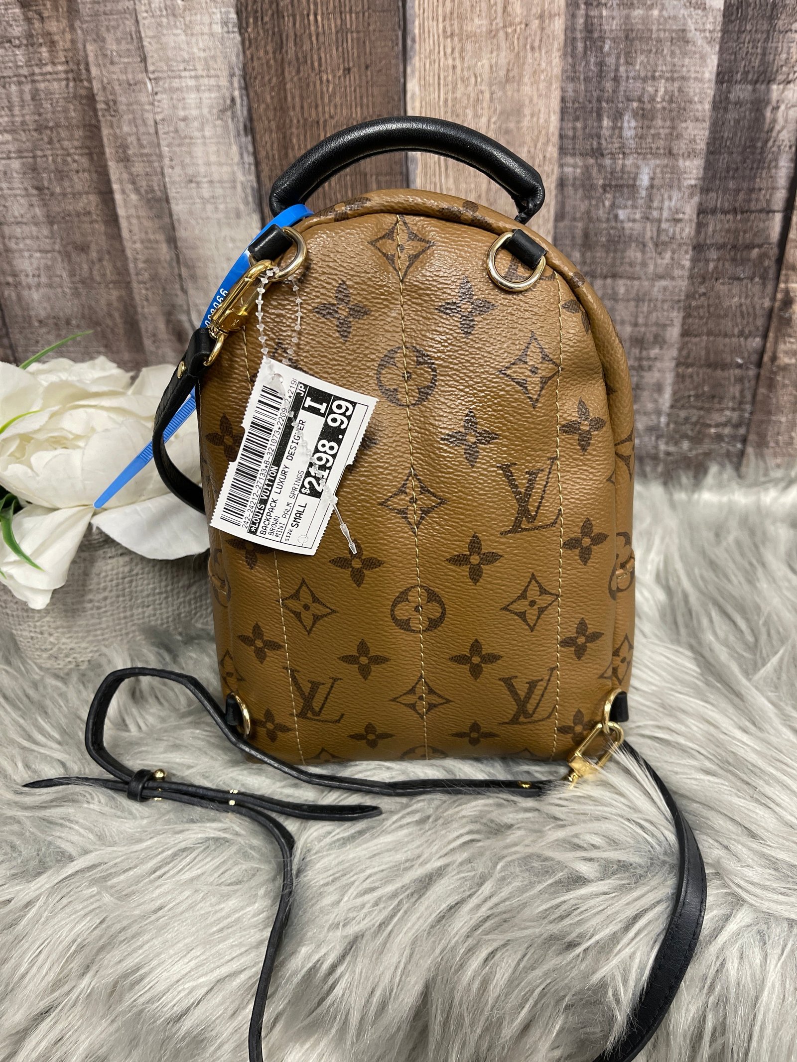 Backpack Luxury Designer By Louis Vuitton Size: Small | AlmaBagz - Image 3