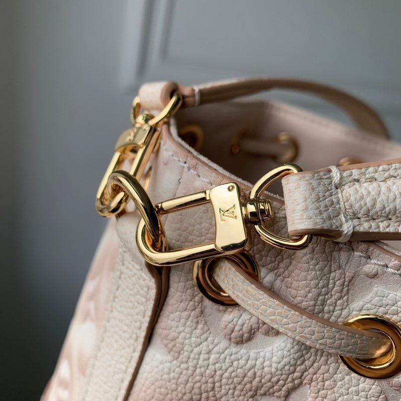 Jane Bags- Louis Vuittons - 16483 | AlmaBagz - Image 2