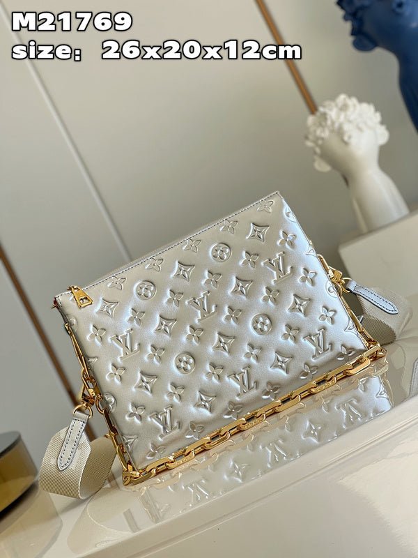 Jane Bags- Louis Vuittons - 15977 | AlmaBagz - Image 9