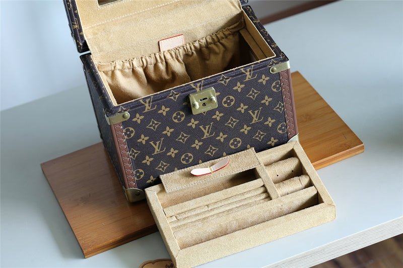 Jane bags - Louis Vuittons - 9515 | AlmaBagz - Image 13