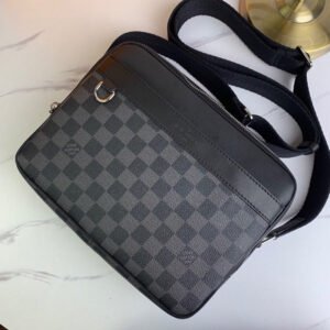 Jane Bags- Louis Vuittons - 16747 | AlmaBagz