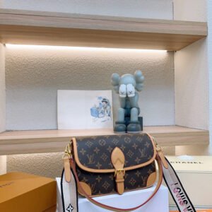 Jane bags - Louis Vuittons  - 14980 | AlmaBagz