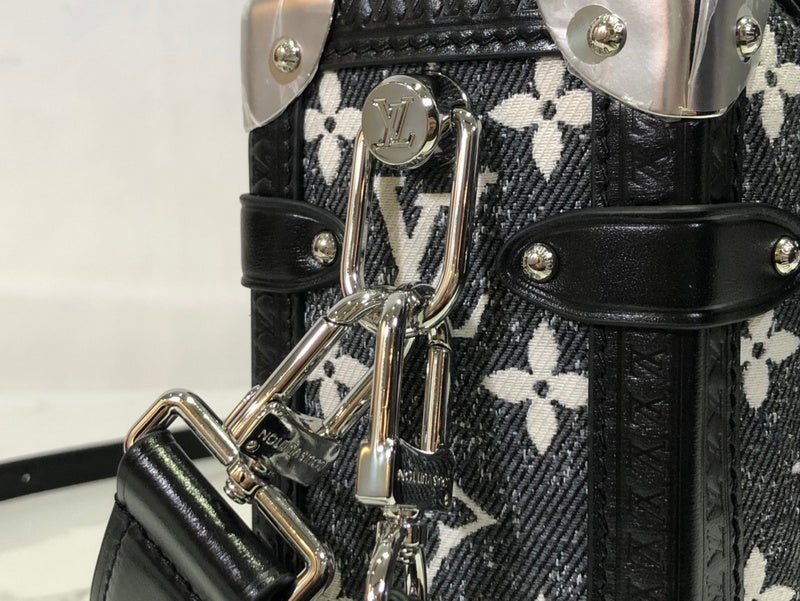 Jane Bags- Louis Vuittons - 16069 | AlmaBagz