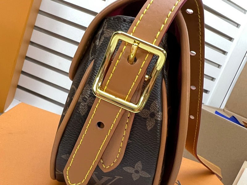 Jane Bags- Louis Vuittons - 16620 | AlmaBagz - Image 16