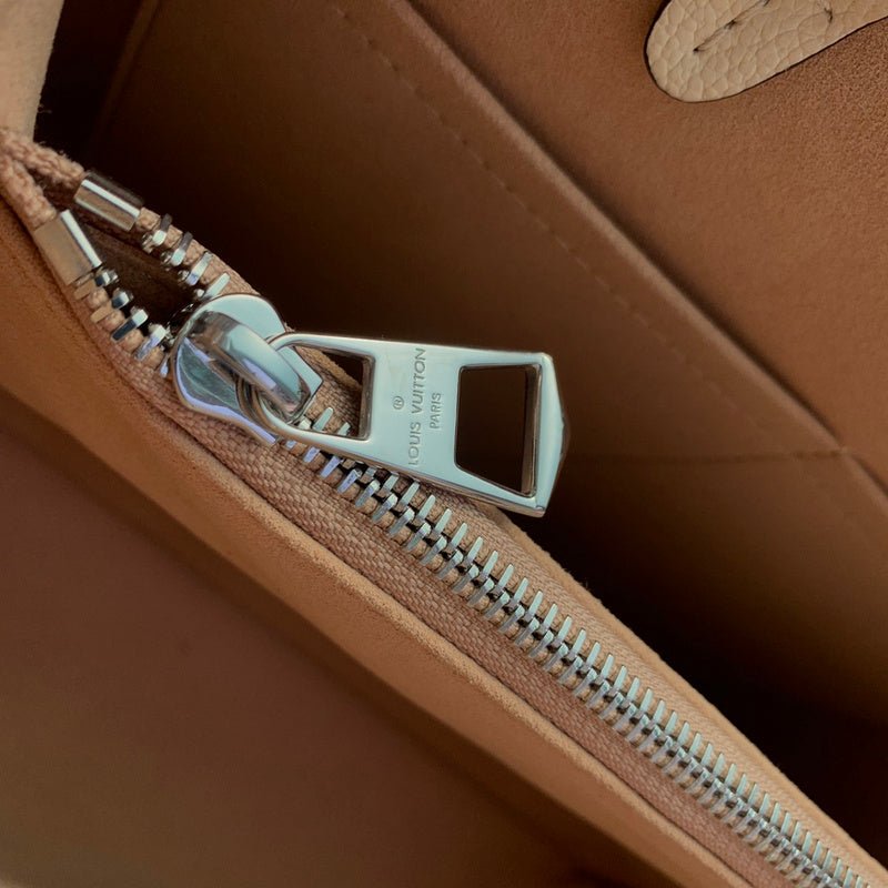Jane Bags- Louis Vuittons - 16744 | AlmaBagz - Image 11