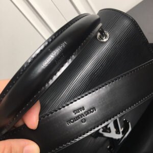 Jane Bags- Louis Vuittons  - 15859 | AlmaBagz