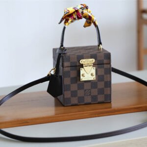 Jane bags - Louis Vuittons  - 9344 | AlmaBagz