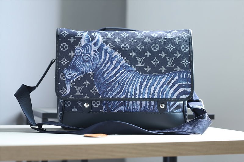 blarva bags - Louis Vuittons - 10472 | AlmaBagz - Image 16