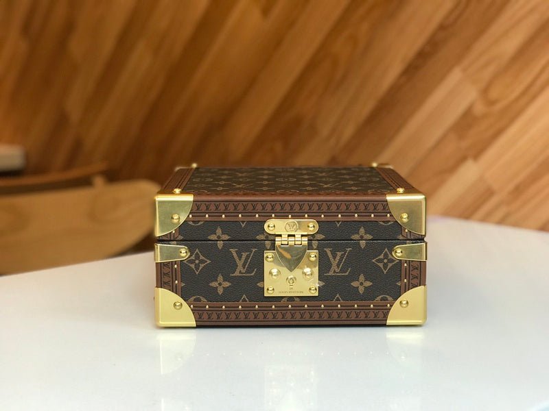 Jane Bags- Louis Vuittons - 16207 | AlmaBagz - Image 7