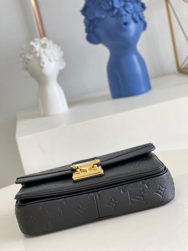Jane Bags- Louis Vuittons - 16469 | AlmaBagz
