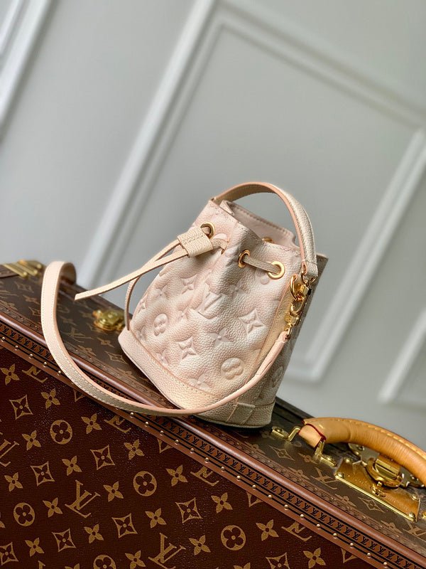 Jane Bags- Louis Vuittons - 16483 | AlmaBagz - Image 8