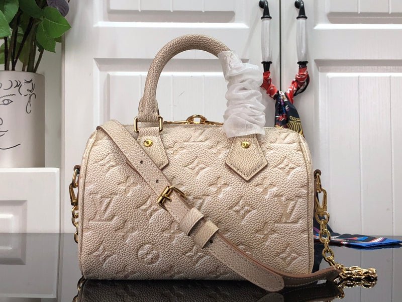 Jane Bags- Louis Vuittons - 16536 | AlmaBagz - Image 4