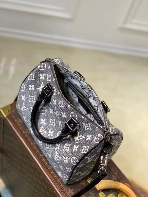 Jane Bags- Louis Vuittons - 15966 | AlmaBagz - Image 8