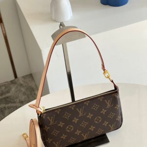 Jane Bags- Louis Vuittons  - 16545 | AlmaBagz