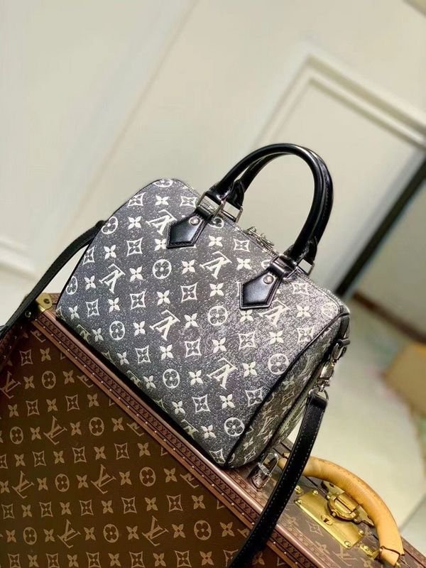 Jane Bags- Louis Vuittons - 15966 | AlmaBagz - Image 2