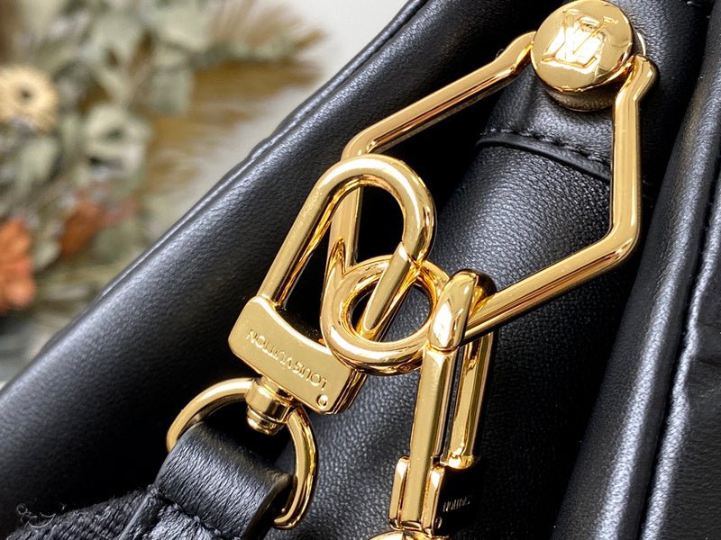 Jane Bags- Louis Vuittons - 16331 | AlmaBagz - Image 3