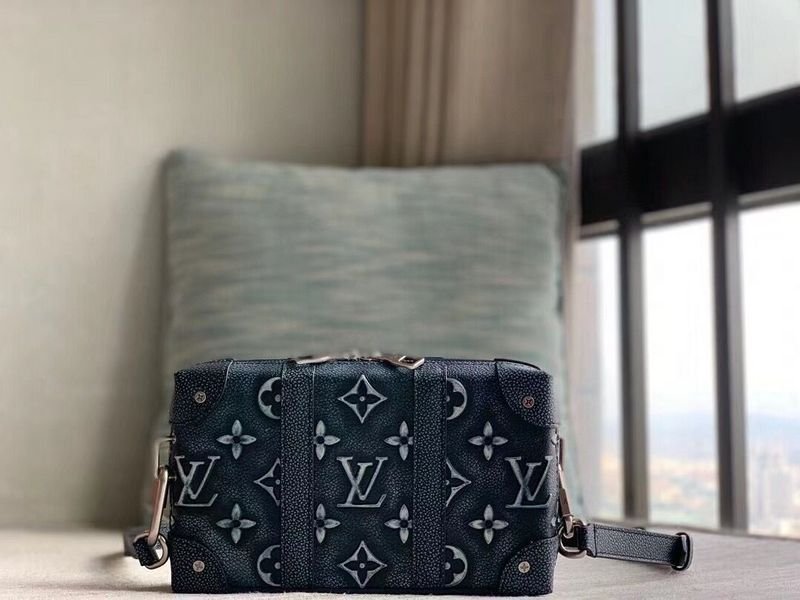 Jane Bags- Louis Vuittons - 15935 | AlmaBagz