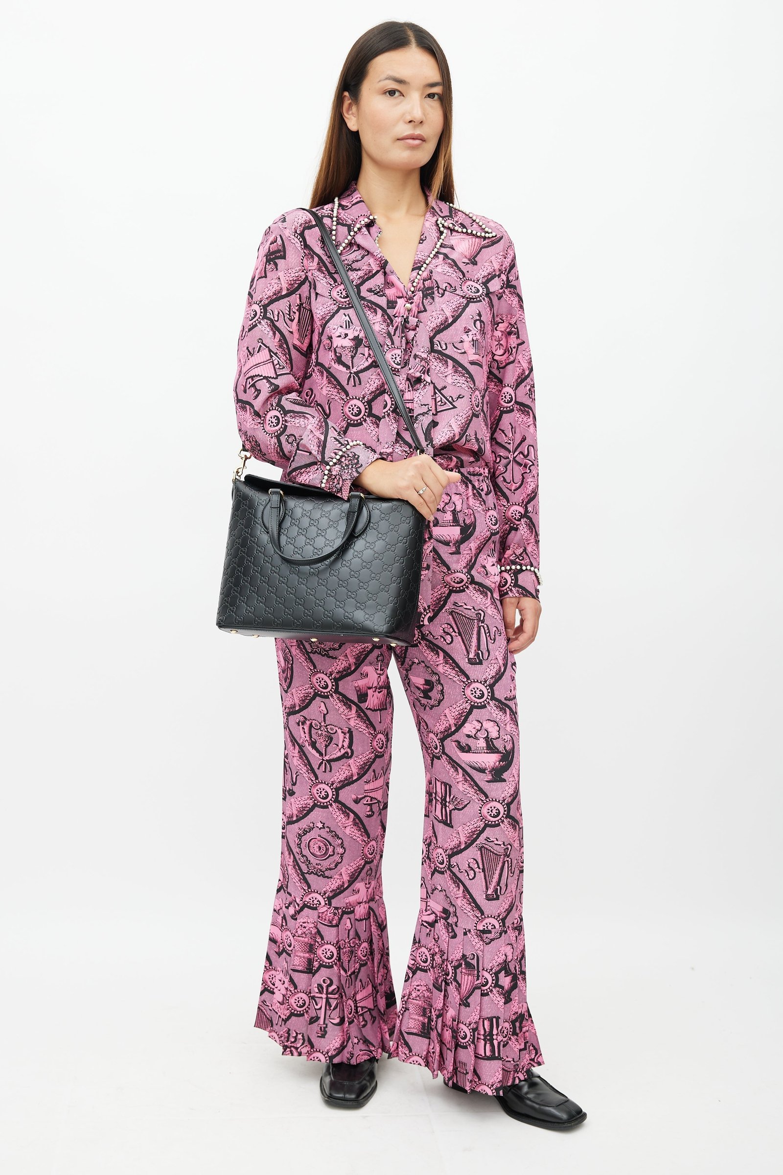 Black Guccissima Leather Foldover Shoulder Bag | AlmaBagz - Image 8