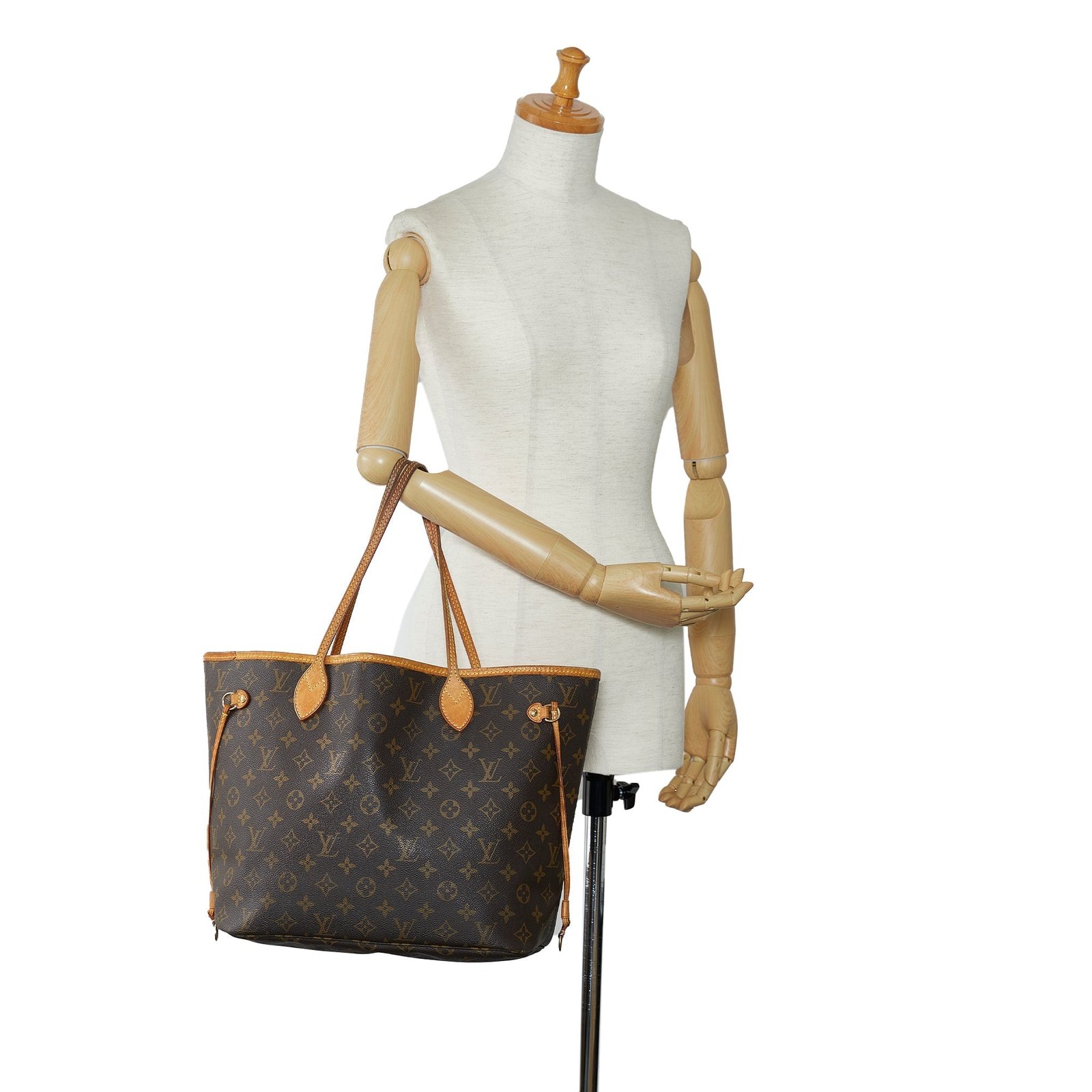 Brown Louis Vuitton Monogram Neverfull MM Tote Bag | AlmaBagz - Image 13