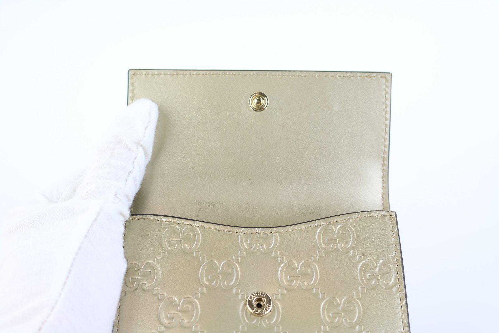 Gold Guccissima Bow Wallet | AlmaBagz - Image 5