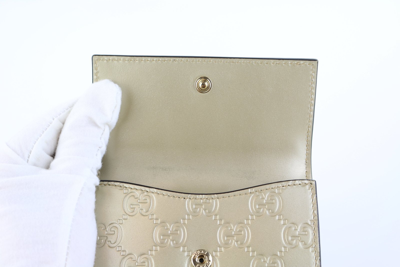Gold Guccissima Bow Wallet | AlmaBagz - Image 6