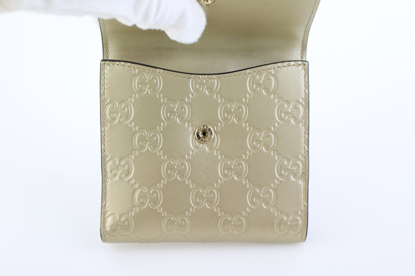 Gold Guccissima Bow Wallet | AlmaBagz - Image 7