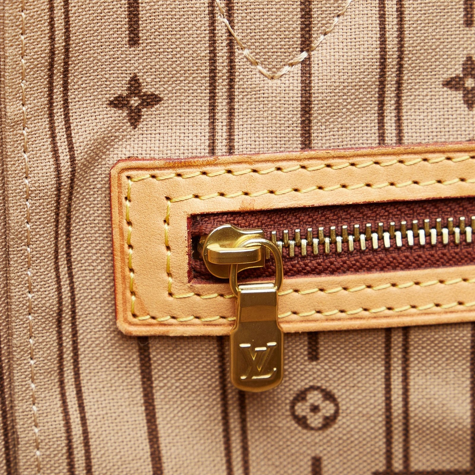 Brown Louis Vuitton Monogram Neverfull MM Tote Bag | AlmaBagz - Image 13