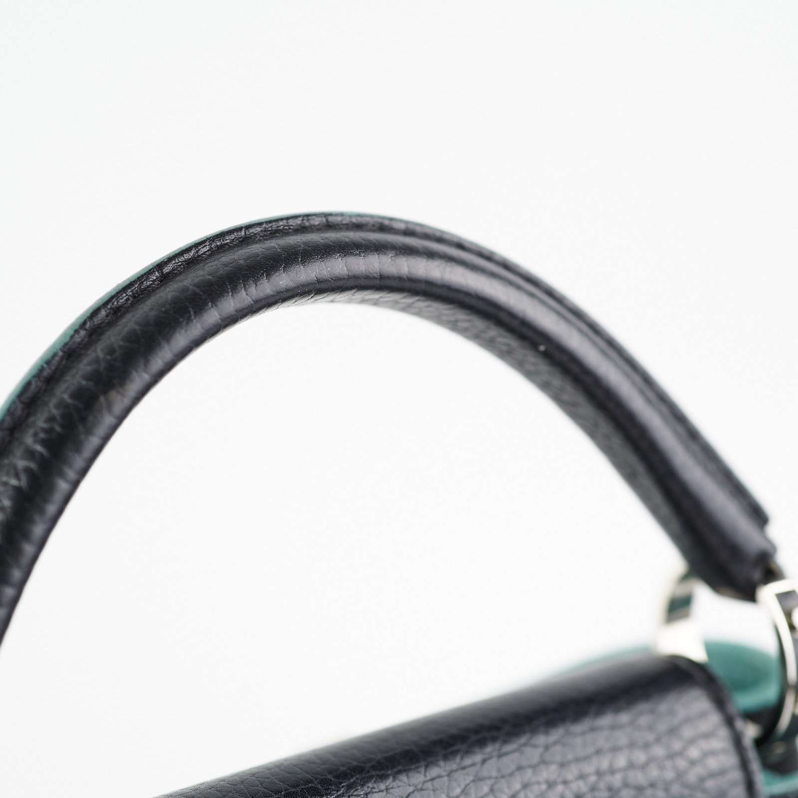 19/7- Louis Vuitton Capucines BB Taurillon Black | AlmaBagz - Image 16