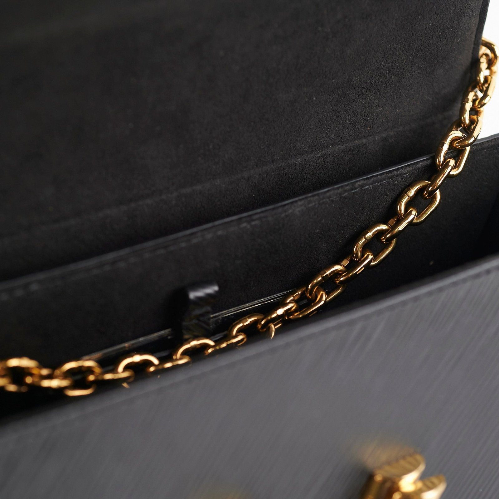 18/7- Louis Vuitton Twist MM Black Bag | AlmaBagz - Image 6